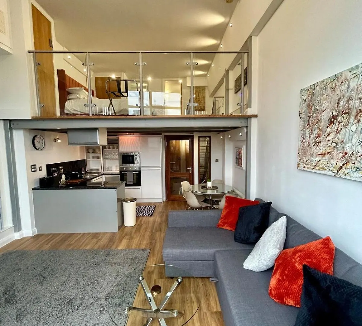 Sky Apartment City Centre With Parking Nottingham 0*,